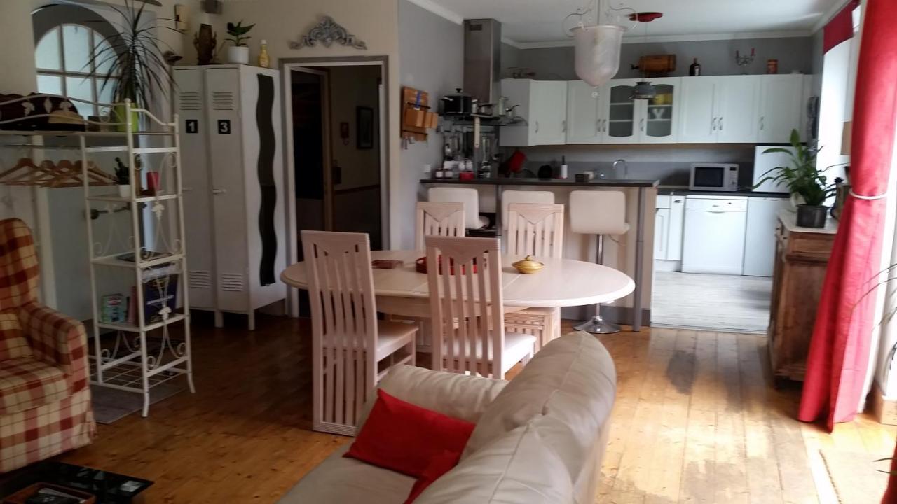 Appartement La Loob Gites De Daumesnil Etage Morlaix Bagian luar foto